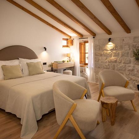 Old Town Olive Luxury Room For 3 ดูบรอฟนิก ภายนอก รูปภาพ