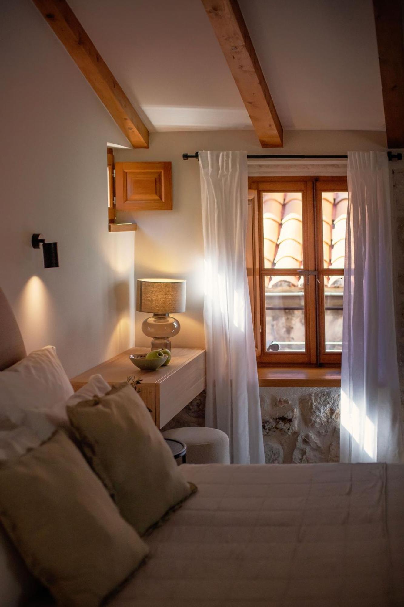 Old Town Olive Luxury Room For 3 ดูบรอฟนิก ภายนอก รูปภาพ